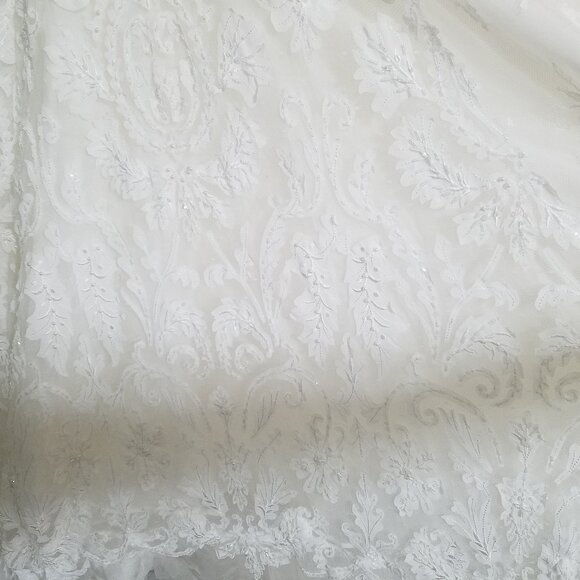 Inbal Dror 15-16 Wedding dress Ivory size 12 unaltered - Picture 3 of 8